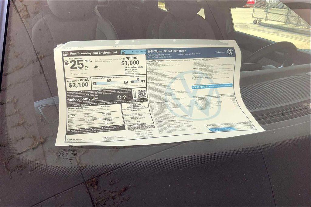 new 2025 Volkswagen Tiguan car, priced at $37,067