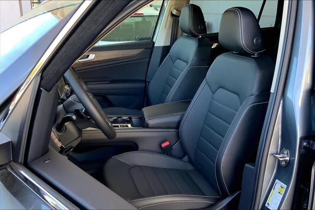 new 2025 Volkswagen Atlas car, priced at $50,189
