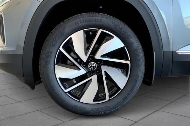 new 2025 Volkswagen Atlas car, priced at $50,189