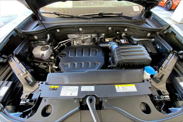 new 2025 Volkswagen Atlas car, priced at $50,189