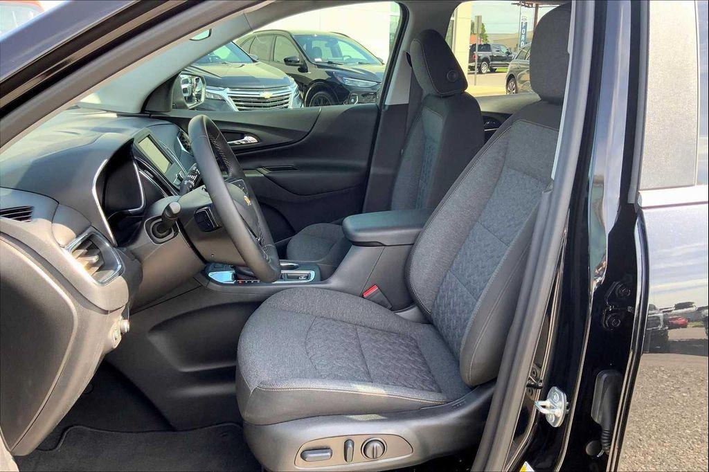 used 2023 Chevrolet Equinox car, priced at $21,899