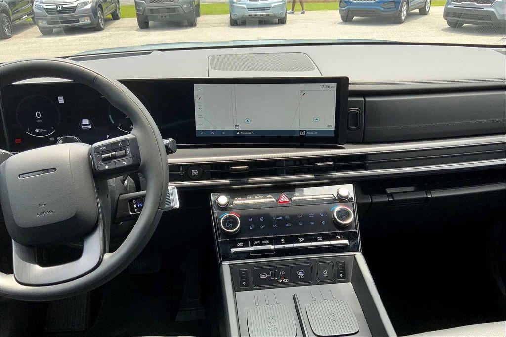 used 2025 Hyundai Santa Fe car, priced at $38,417