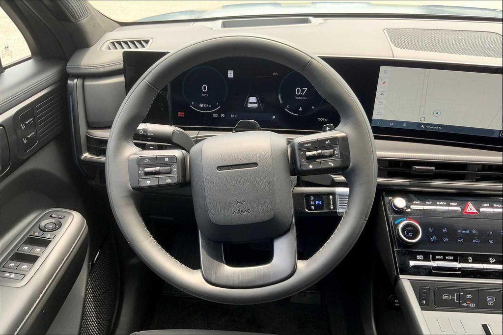 used 2025 Hyundai Santa Fe car, priced at $38,417