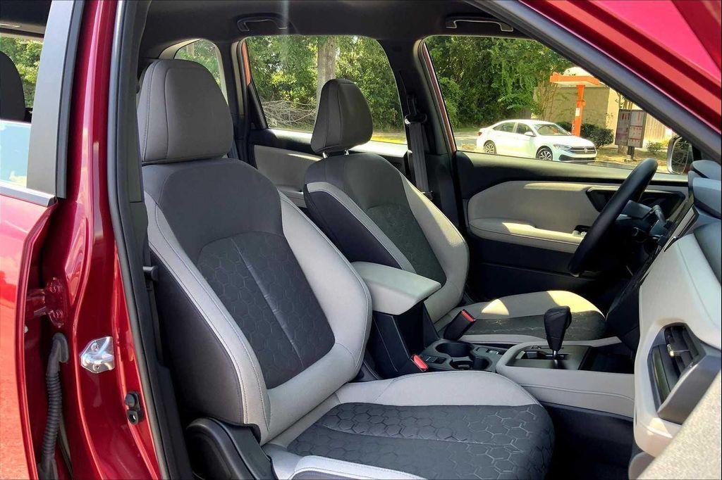used 2025 Subaru Forester car, priced at $30,999