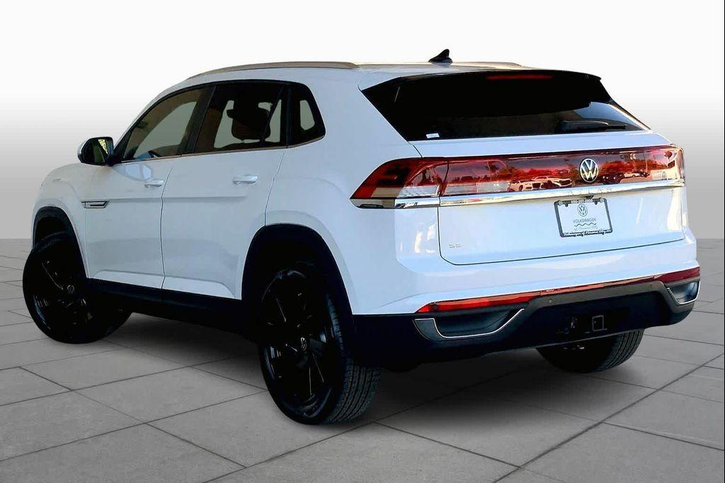 new 2026 Volkswagen Atlas Cross Sport car, priced at $45,744