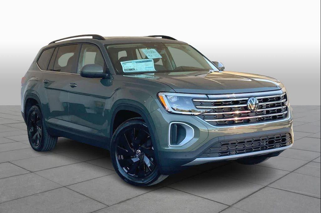 new 2026 Volkswagen Atlas car, priced at $46,744