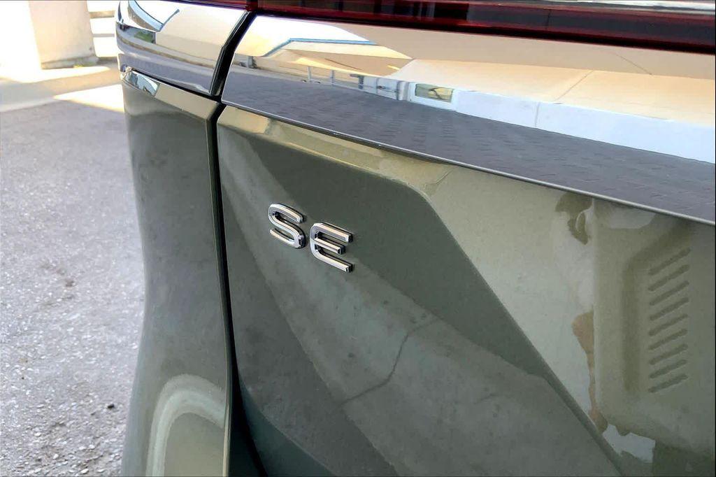 new 2026 Volkswagen Atlas car, priced at $46,744