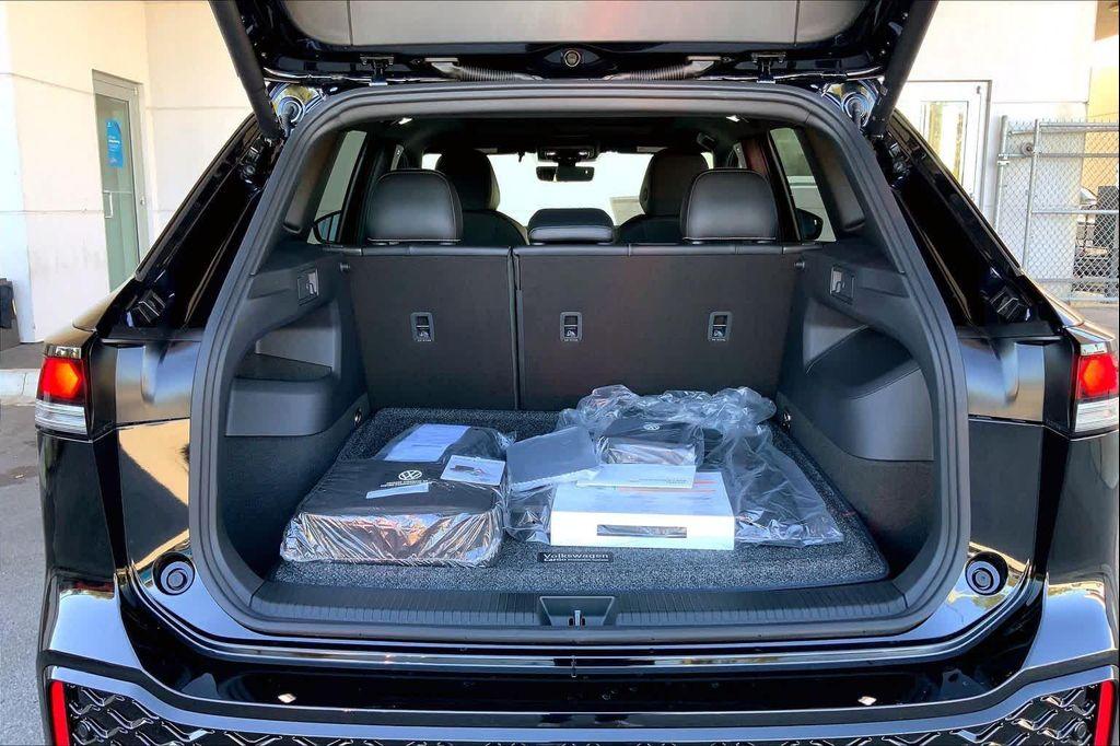 new 2026 Volkswagen Tiguan car, priced at $41,834