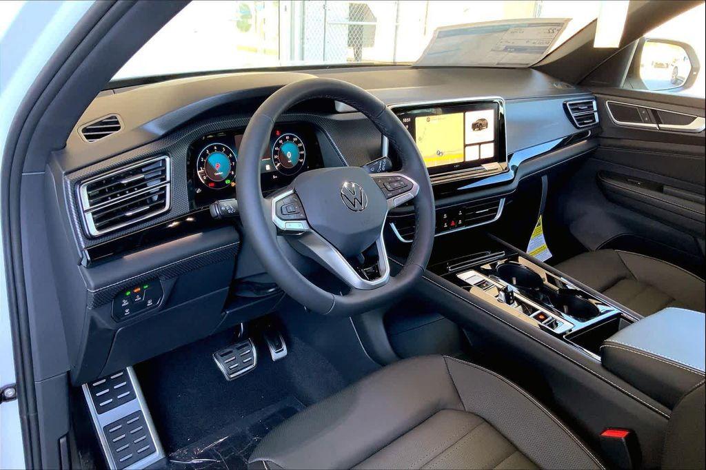 new 2026 Volkswagen Atlas Cross Sport car, priced at $51,718