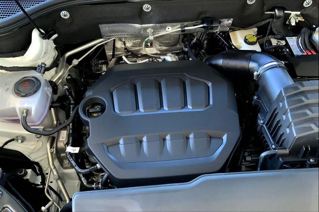 new 2026 Volkswagen Atlas Cross Sport car, priced at $51,718