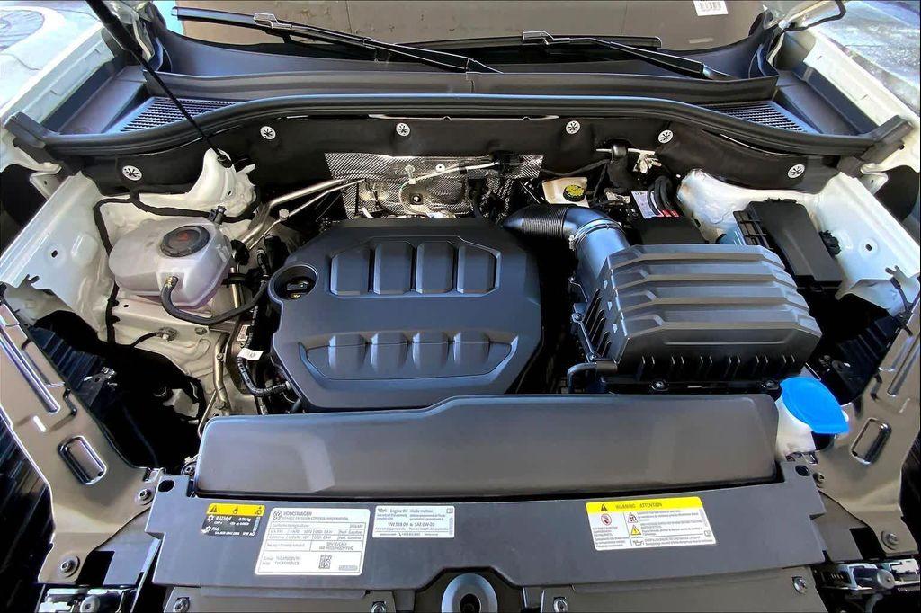 new 2026 Volkswagen Atlas Cross Sport car, priced at $51,718