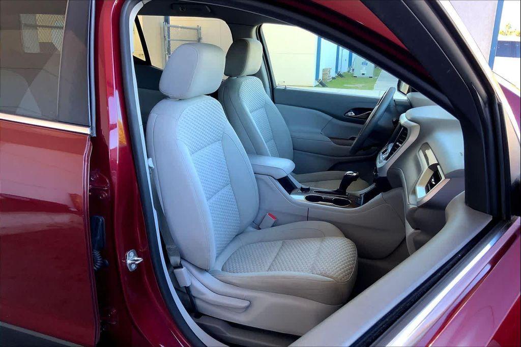 used 2017 GMC Acadia car, priced at $10,998