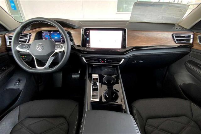 new 2025 Volkswagen Atlas car, priced at $45,436