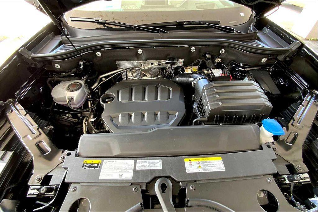 new 2025 Volkswagen Atlas Cross Sport car, priced at $52,711