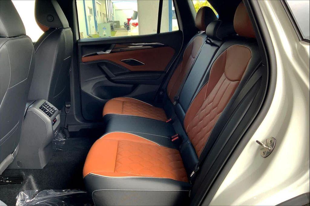 new 2026 Volkswagen Tiguan car, priced at $46,032