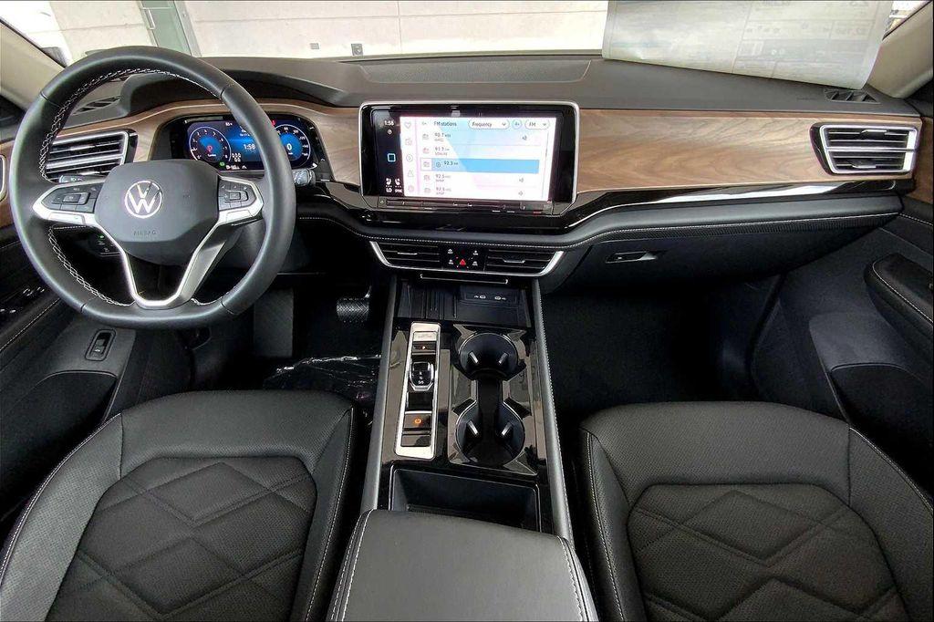 new 2026 Volkswagen Atlas car, priced at $47,344