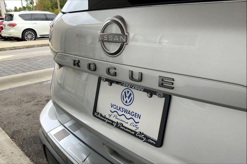 used 2025 Nissan Rogue car, priced at $25,499