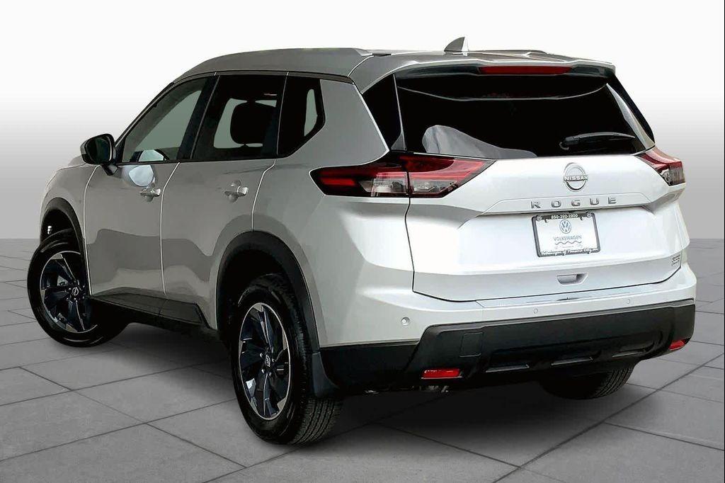used 2025 Nissan Rogue car, priced at $25,499
