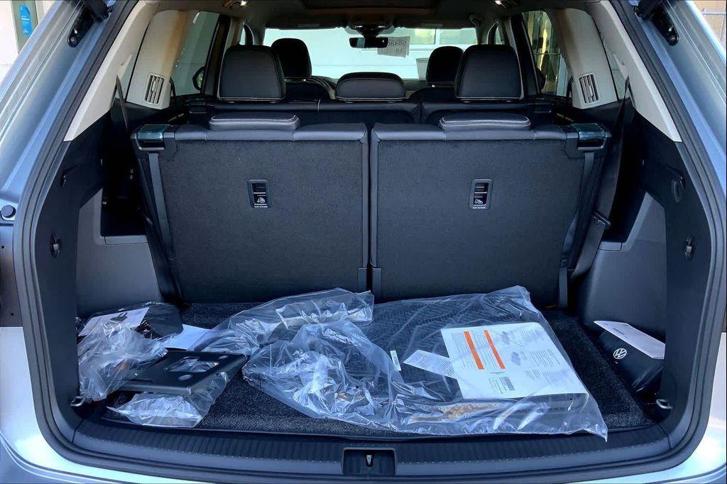 new 2026 Volkswagen Atlas car, priced at $47,871