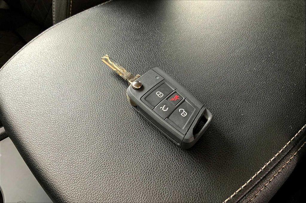 used 2021 Volkswagen Atlas car, priced at $21,771