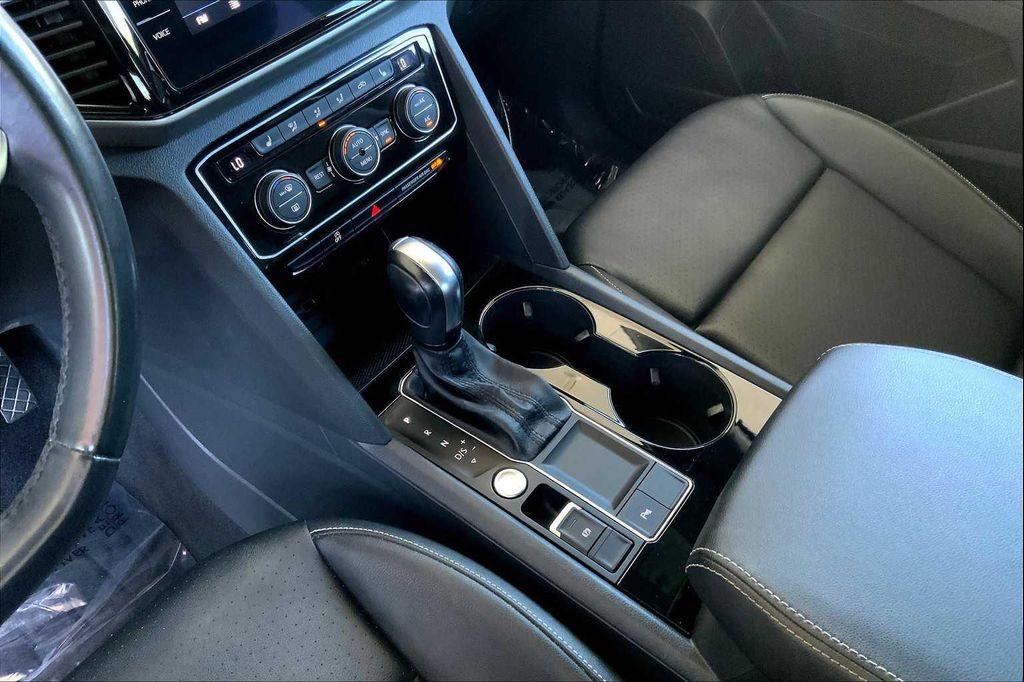 used 2021 Volkswagen Atlas car, priced at $17,999