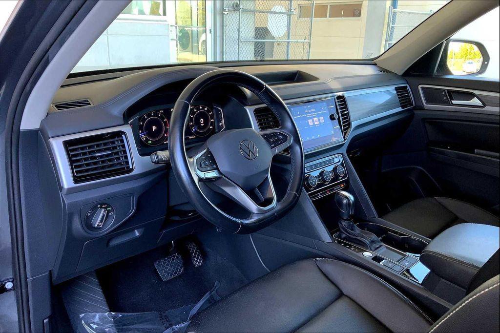 used 2021 Volkswagen Atlas car, priced at $17,999