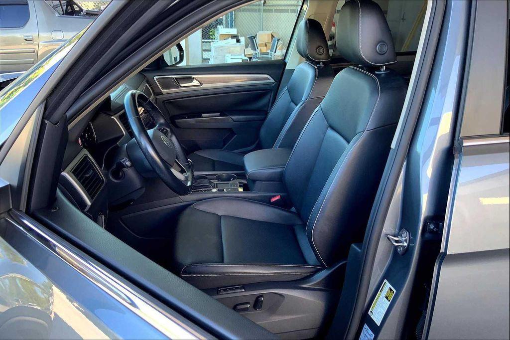 used 2021 Volkswagen Atlas car, priced at $17,999