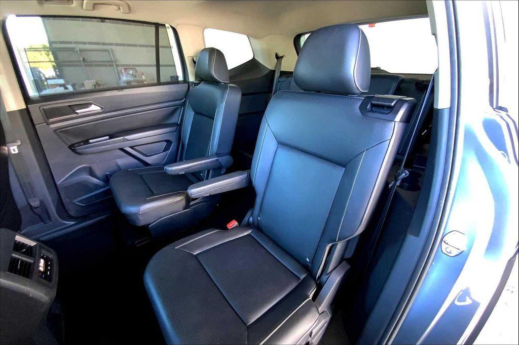 used 2021 Volkswagen Atlas car, priced at $17,999