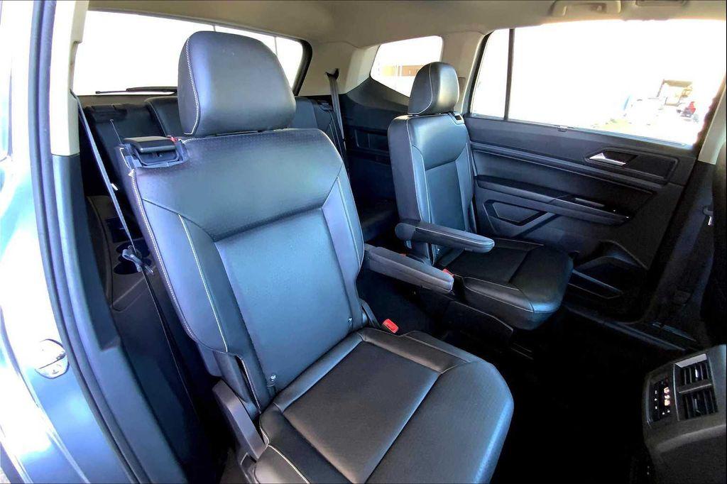 used 2021 Volkswagen Atlas car, priced at $17,999