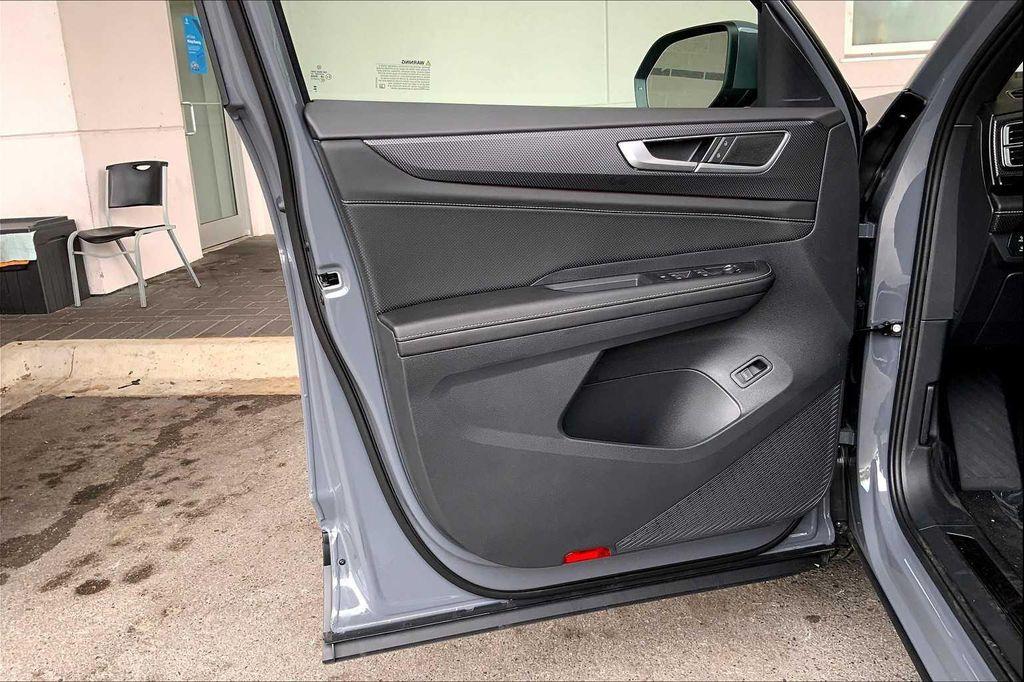 new 2026 Volkswagen Atlas Cross Sport car, priced at $49,887