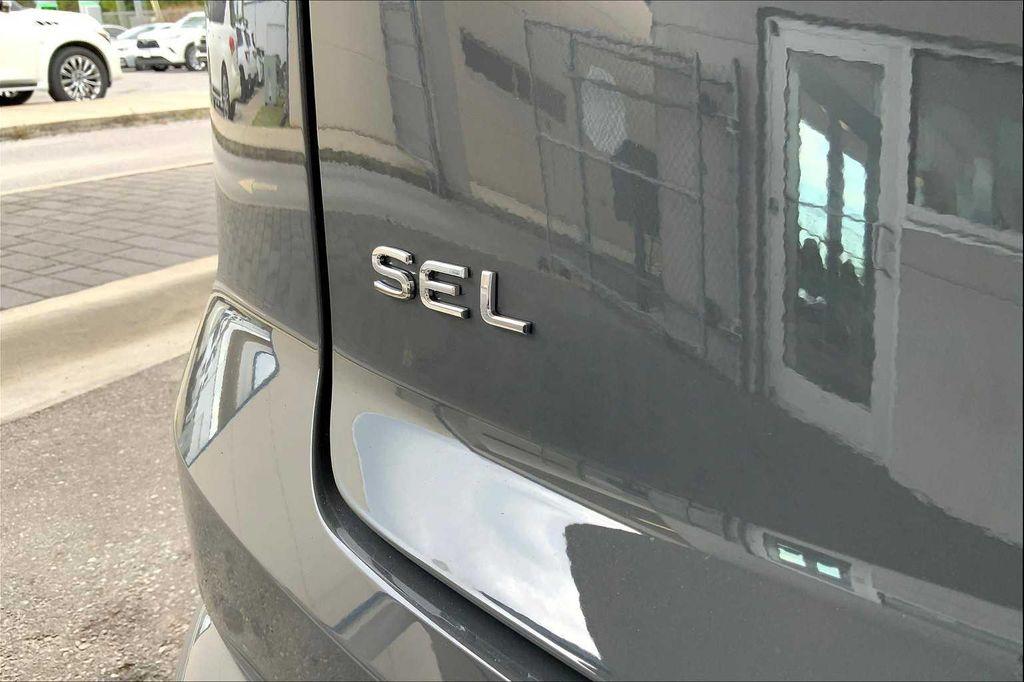 new 2026 Volkswagen Atlas Cross Sport car, priced at $49,887