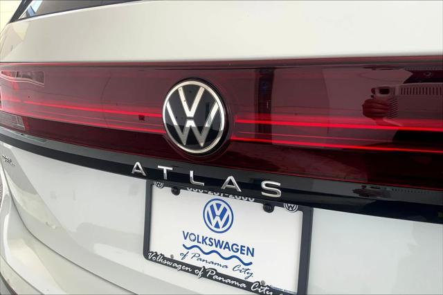 new 2024 Volkswagen Atlas car, priced at $49,893