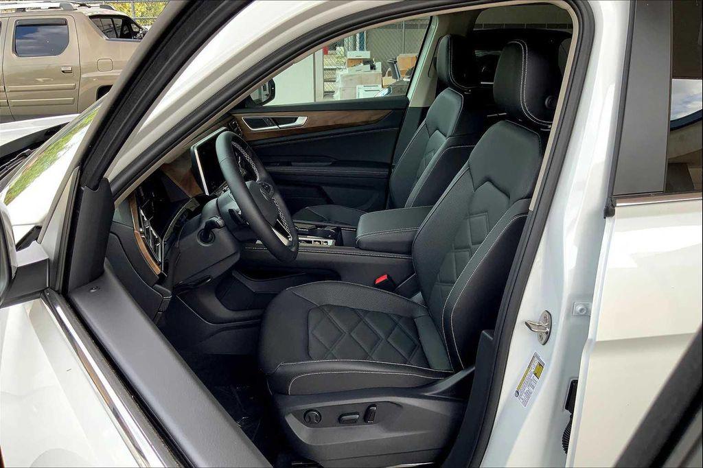 new 2026 Volkswagen Atlas car, priced at $46,259