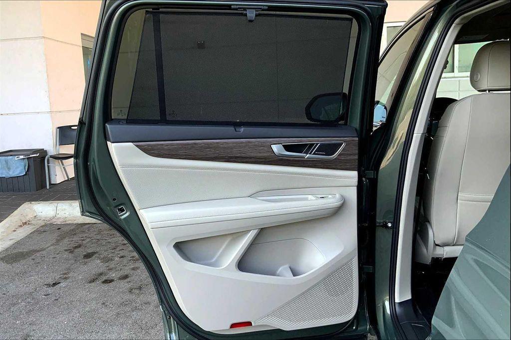 new 2026 Volkswagen Atlas car, priced at $55,073