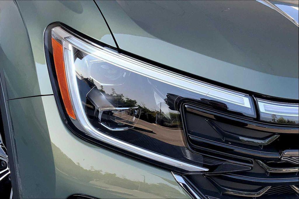 new 2026 Volkswagen Atlas car, priced at $55,073