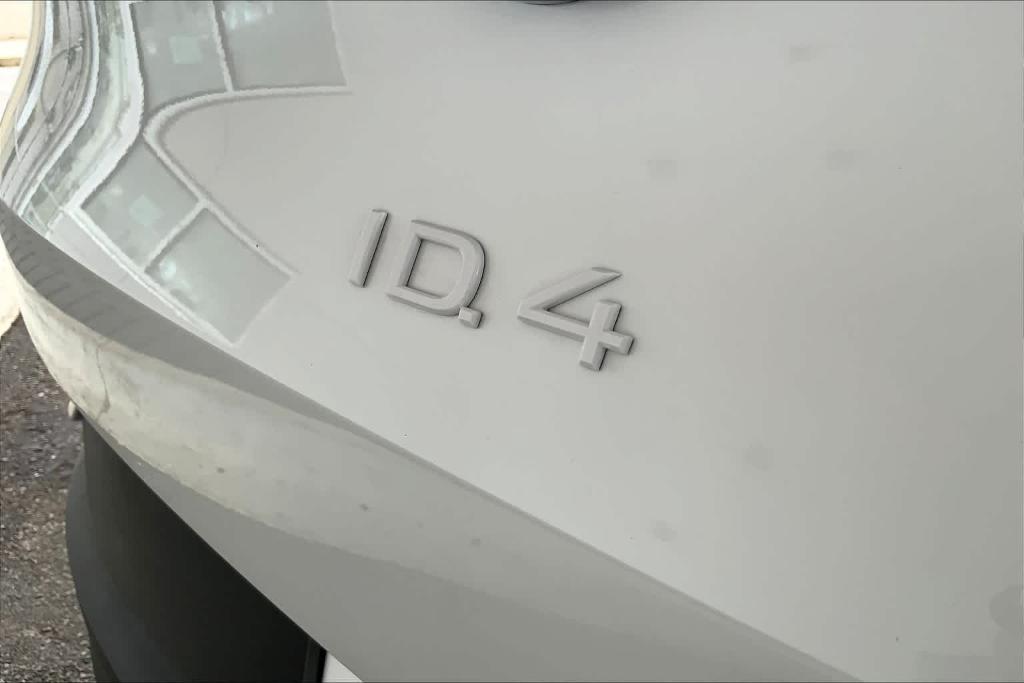 new 2024 Volkswagen ID.4 car, priced at $49,358