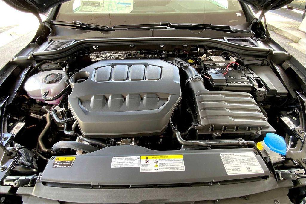 new 2025 Volkswagen Golf GTI car, priced at $38,364