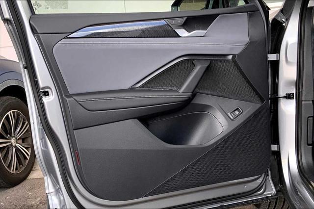 new 2025 Volkswagen Tiguan car, priced at $33,956