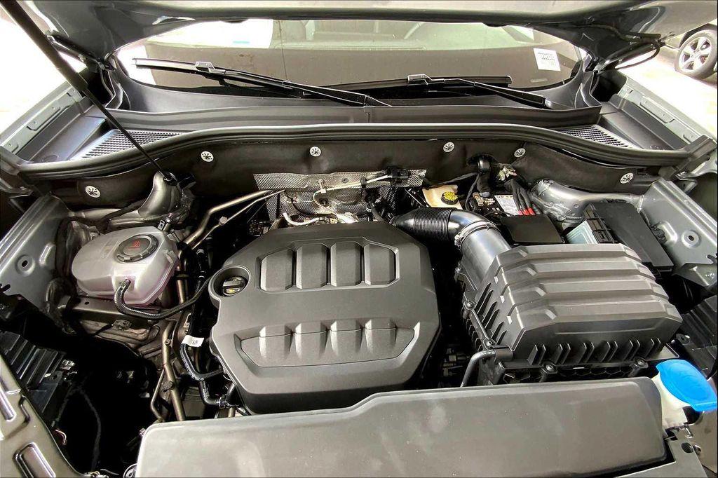 new 2026 Volkswagen Atlas Cross Sport car, priced at $45,896