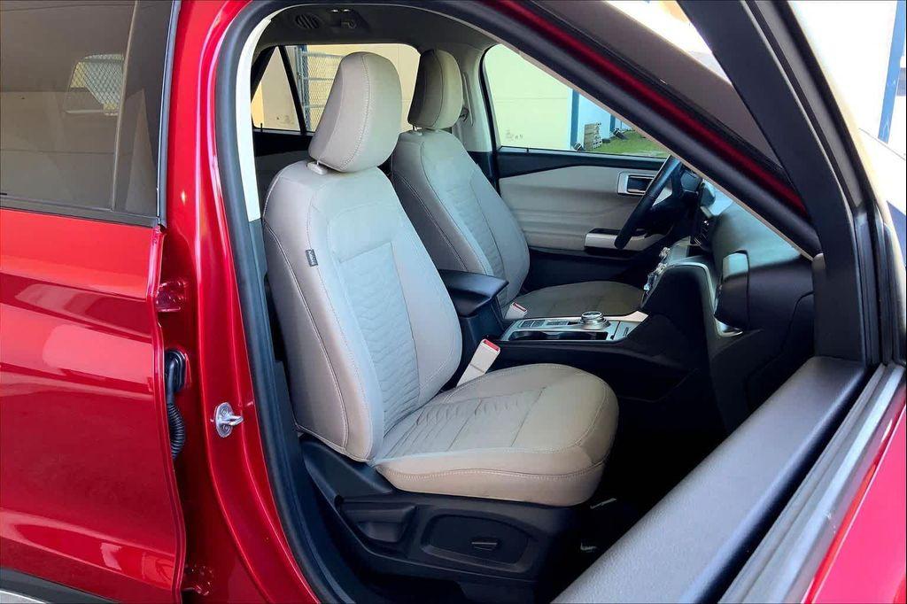 used 2021 Ford Explorer car, priced at $23,068