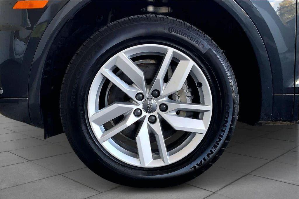 used 2020 Audi Q5 car, priced at $20,408