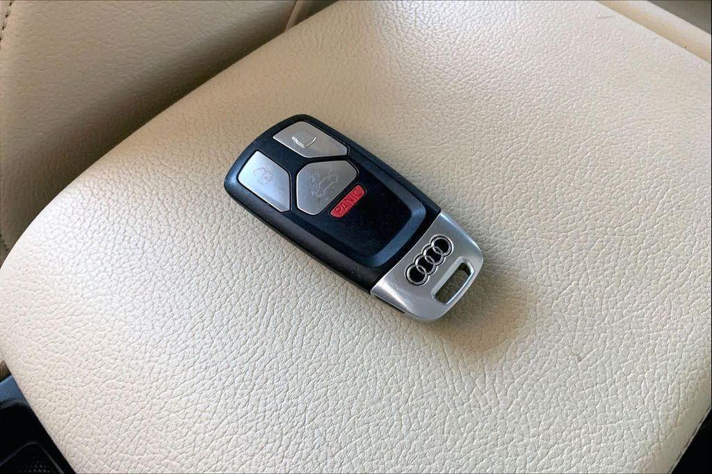 used 2020 Audi Q5 car, priced at $20,408