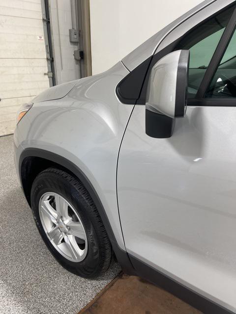 used 2021 Chevrolet Trax car, priced at $18,854