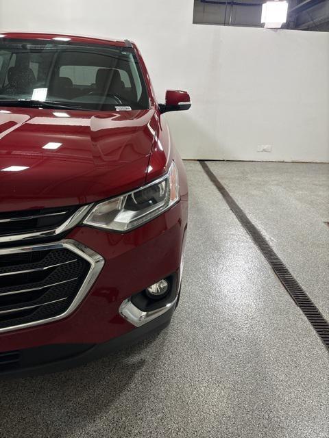 used 2020 Chevrolet Traverse car, priced at $23,678