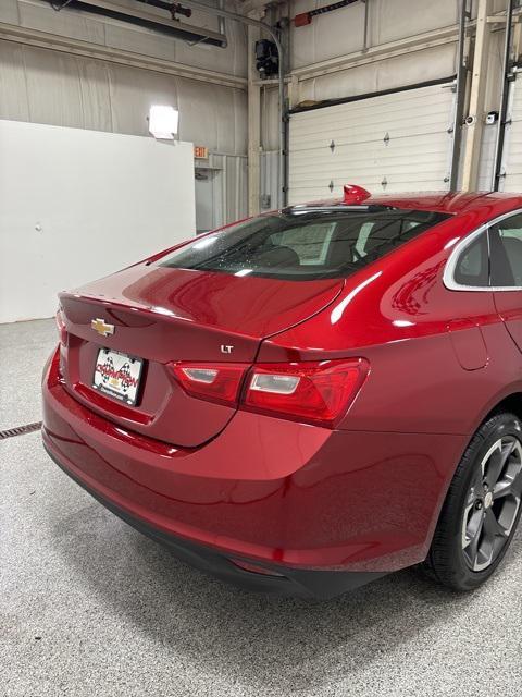 new 2024 Chevrolet Malibu car, priced at $27,698