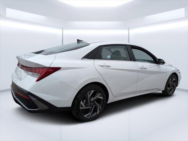 new 2025 Hyundai Elantra car, priced at $25,234