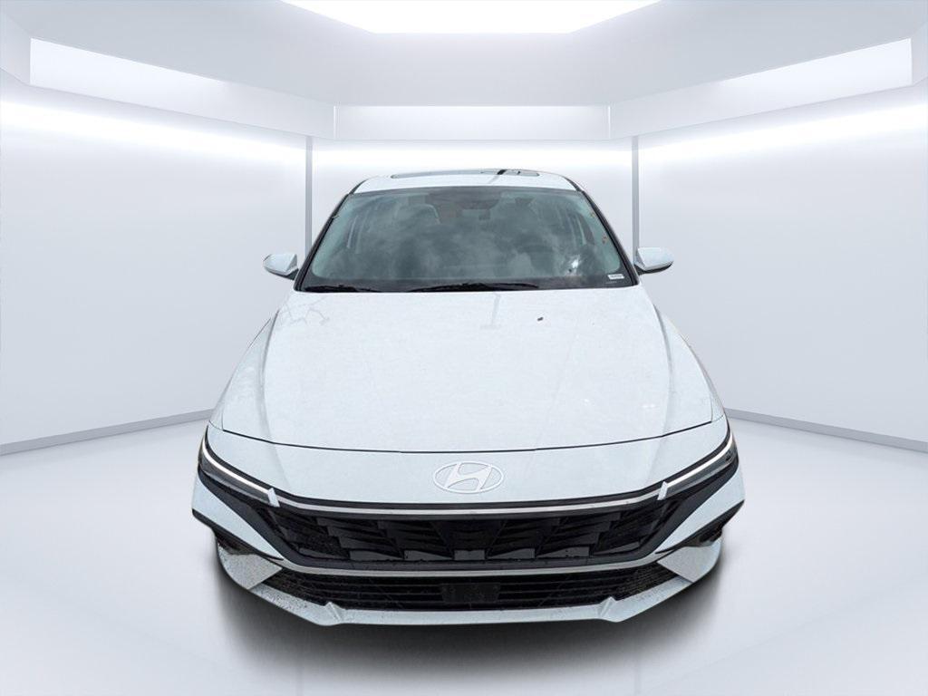 new 2025 Hyundai Elantra car, priced at $25,268