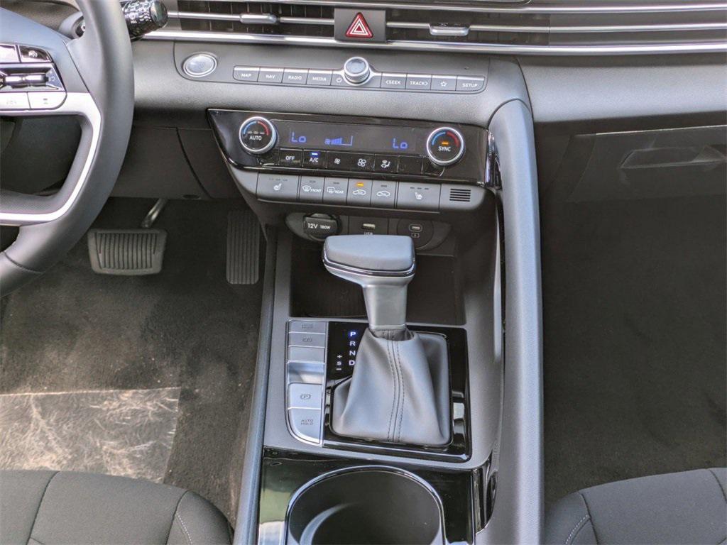 new 2025 Hyundai Elantra car, priced at $25,268