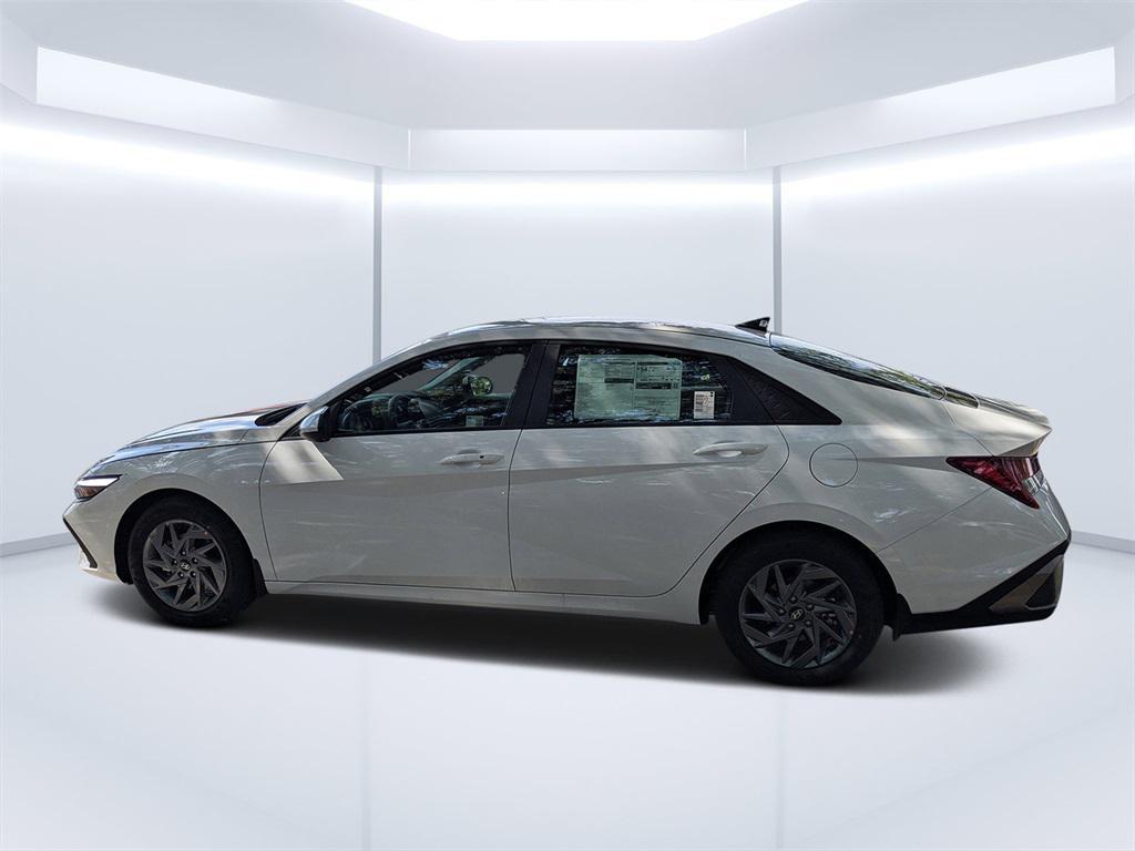 new 2025 Hyundai ELANTRA HEV car, priced at $23,848