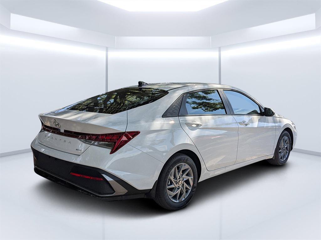 new 2025 Hyundai ELANTRA HEV car, priced at $23,848